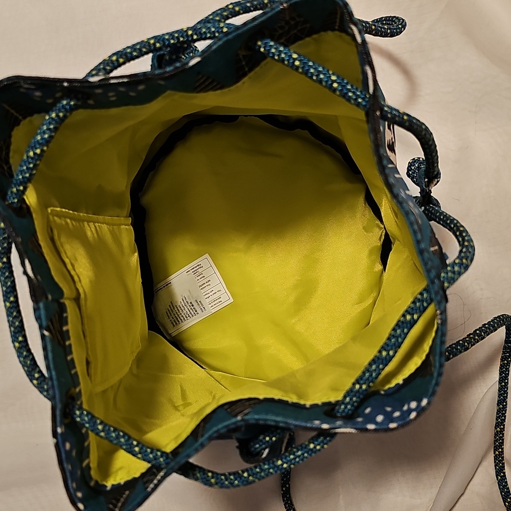 KAVU Blue and Black Bucket Rope Crossbody - Picture 3 of 3